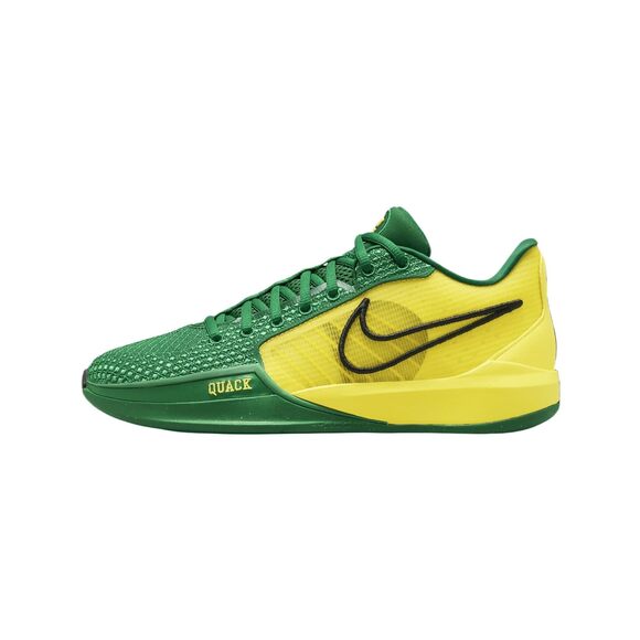 Nike Women Sabrina 1 Basketball 6.5 Medium